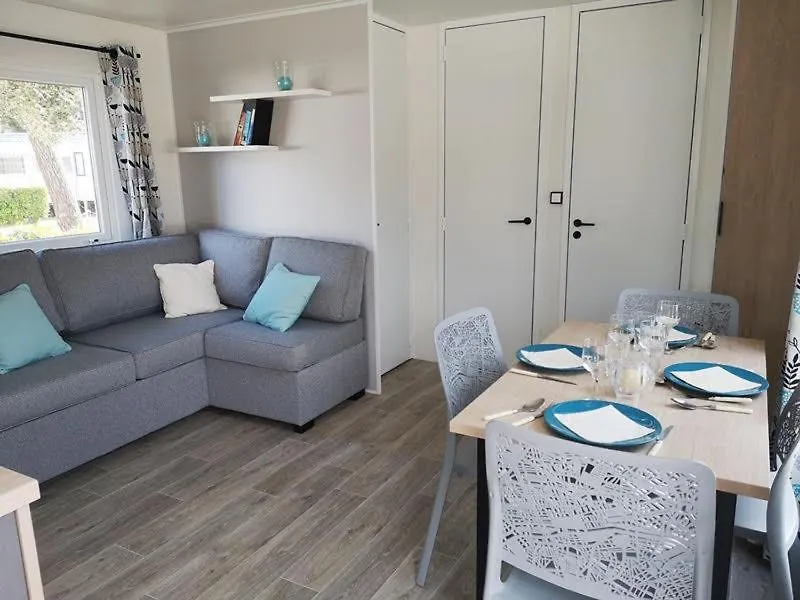 Mobilhome 4-6 Personnes Pont Aven France