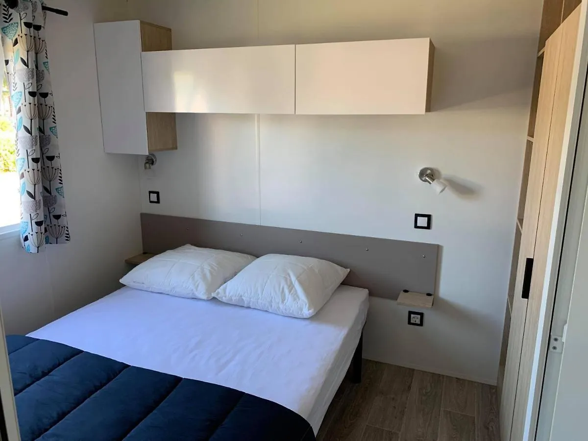 Mobilhome 4-6 Personnes Pont Aven France